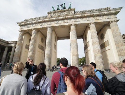 discover-berlin-tour-original-berlin-walks-queercitypass-berlin