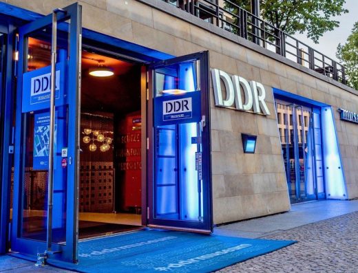 DDR Museum Eingangsbereich Außenansicht