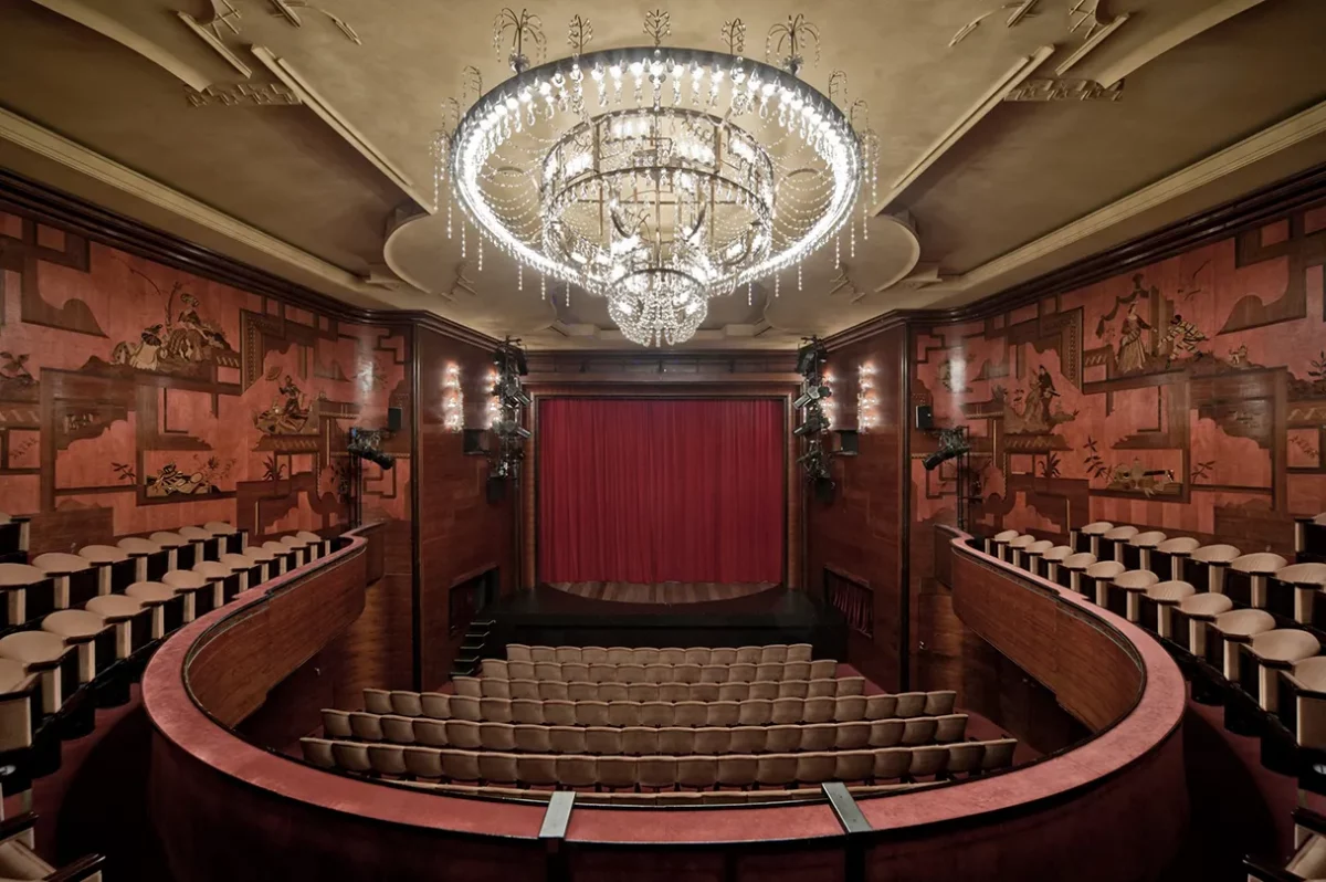 Renaissance-Theater — QueerCityPass